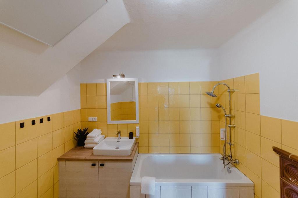 Apartmany Stare Mesto Znojmo Buitenkant foto